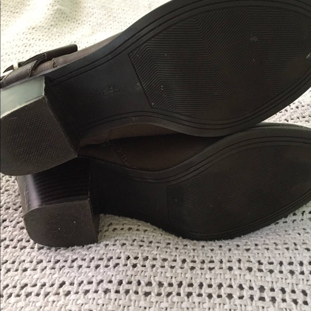 Express Booties - Picture 5 of 8